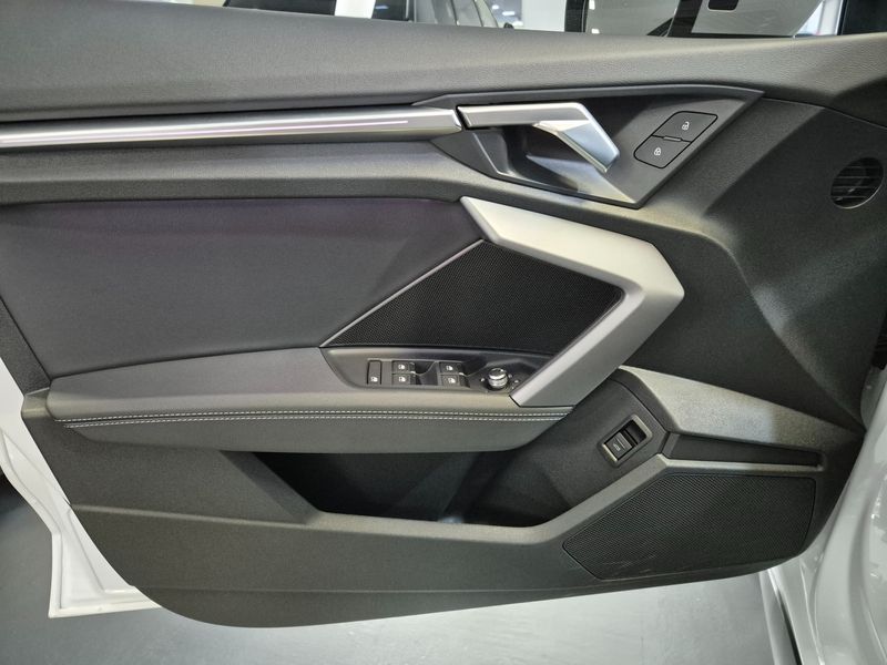 2025 Audi A3 40 TFSI Premium photo 11