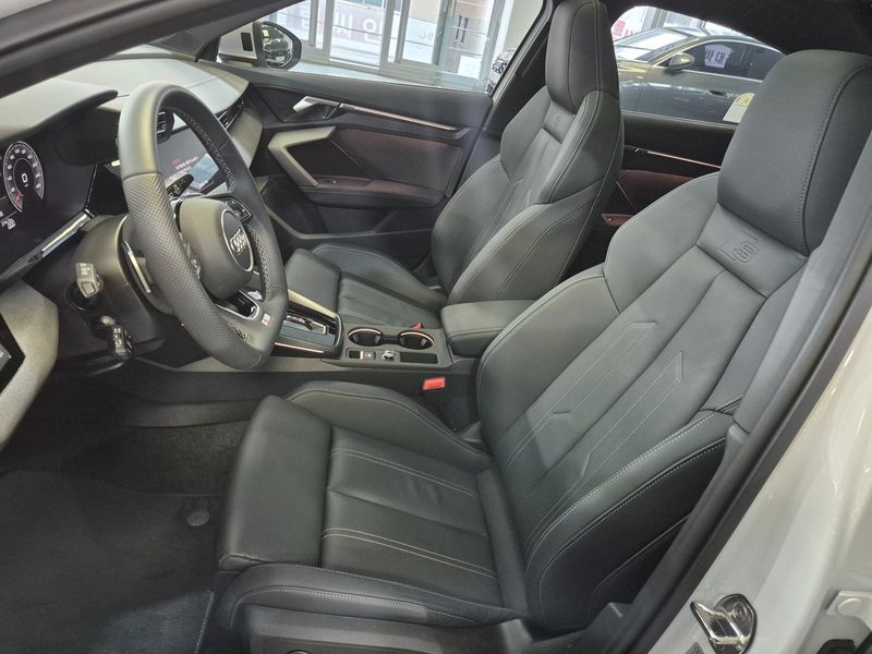2025 Audi A3 40 TFSI Premium photo 12