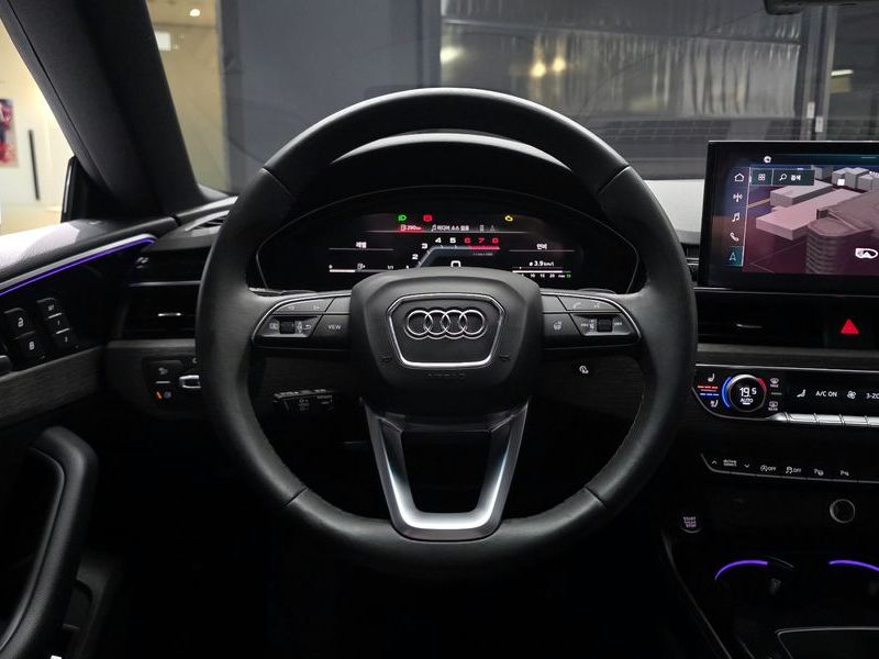 2023 Audi A5 40 TFSI Quattro Premium Sportback photo 13