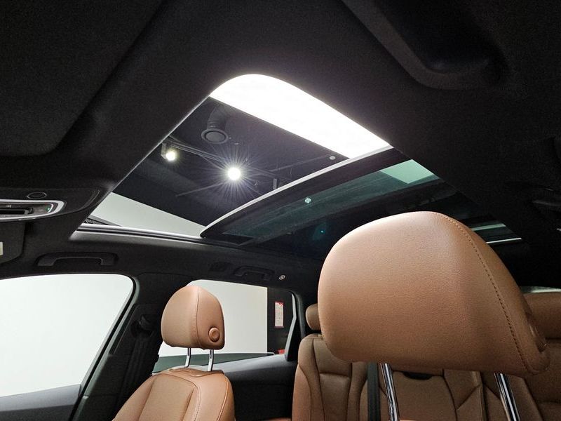 2021 Audi Q7 45 TDI Quattro Premium photo 19