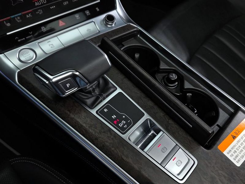 2020 Audi A6 45 TDI Quattro Premium photo 9