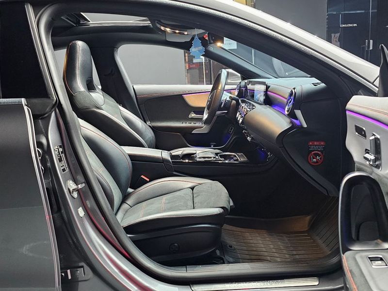 2022 Mercedes-Benz A-Class CLA250 4MATIC photo 10