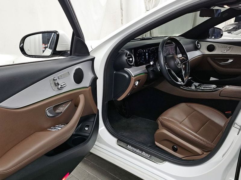 2021 Mercedes-Benz E-Class E250 Avantgarde photo 10
