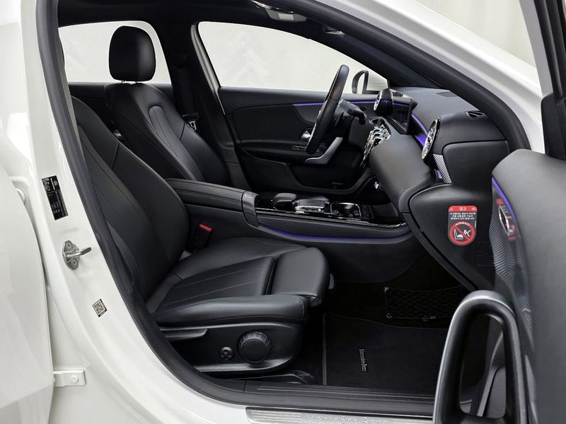 2020 Mercedes-Benz A-Class A220 Sedan photo 11