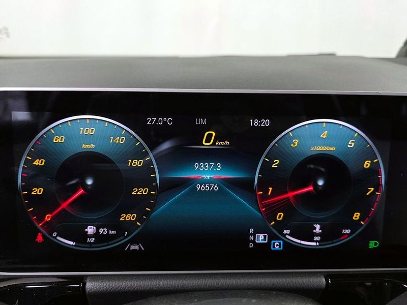 2020 Mercedes-Benz A-Class GLA250 4MATIC photo 8
