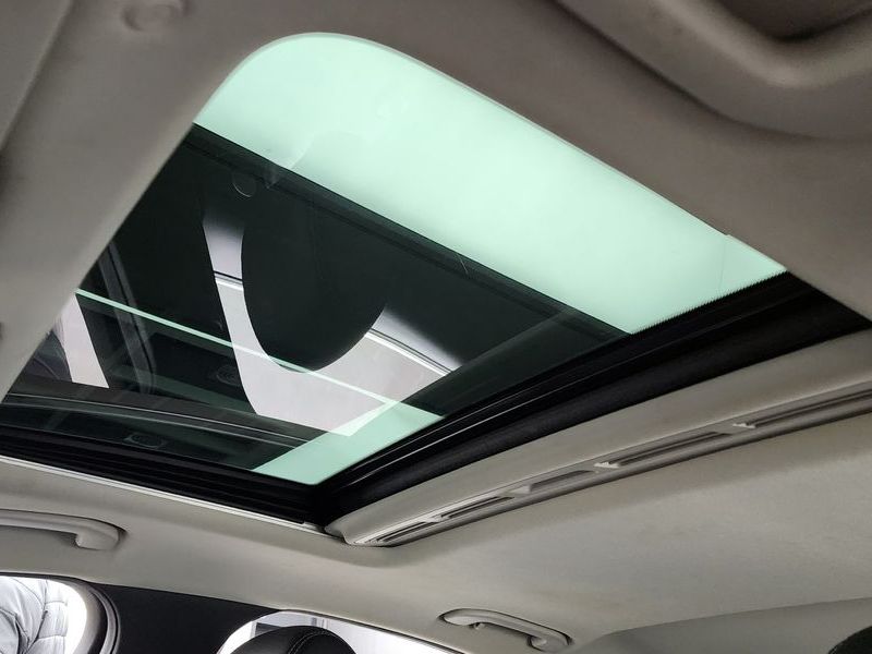 2020 Mercedes-Benz C-Class C200 photo 18