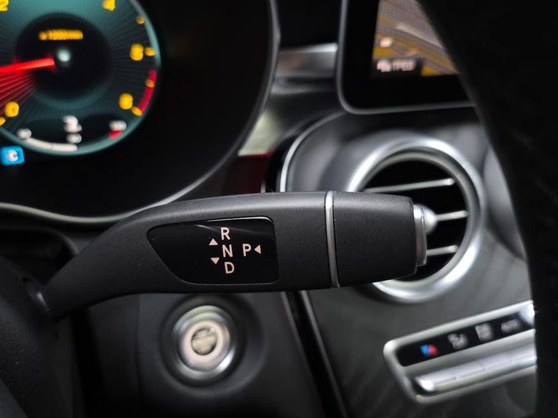 2019 Mercedes-Benz C-Class C220 d Avantgarde photo 9