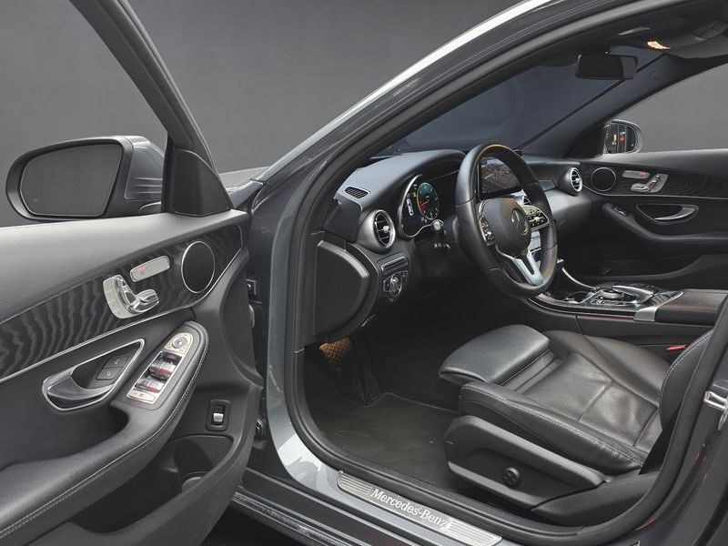 2019 Mercedes-Benz C-Class C220 d Avantgarde photo 10