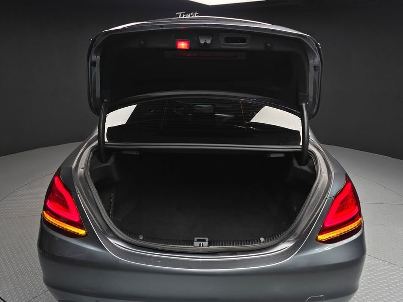 2019 Mercedes-Benz C-Class C220 d Avantgarde photo 20
