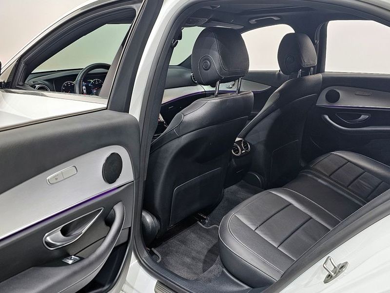 2021 Mercedes-Benz E-Class E250 Avantgarde photo 15