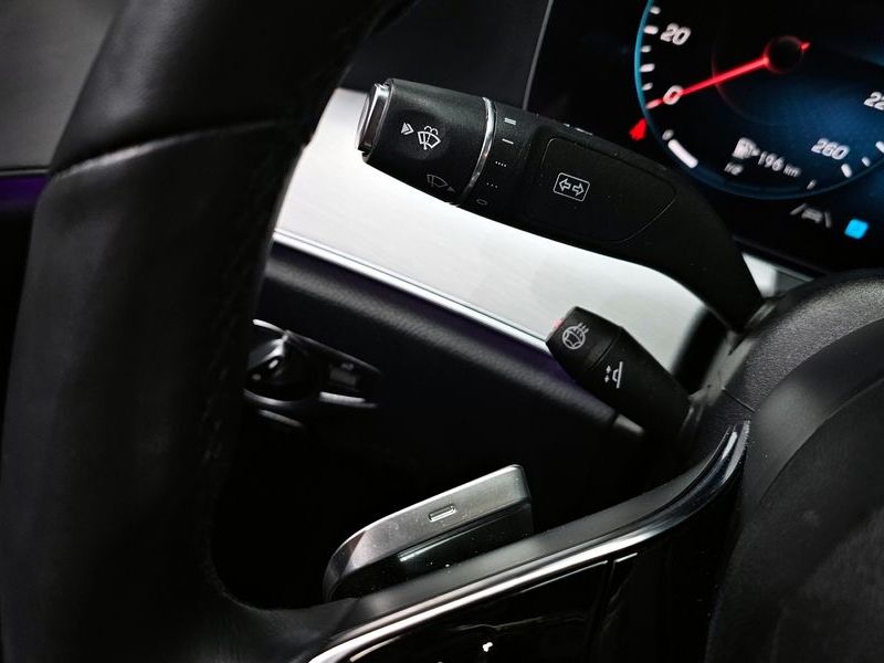2021 Mercedes-Benz E-Class E250 Avantgarde photo 18