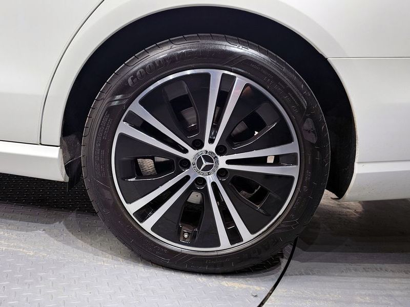 2021 Mercedes-Benz E-Class E250 Avantgarde photo 21