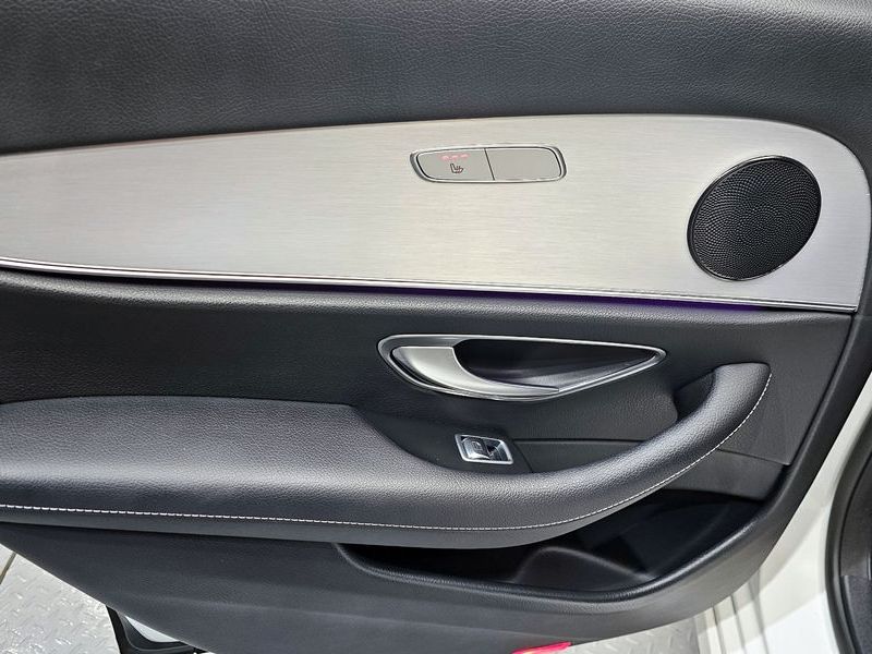 2021 Mercedes-Benz E-Class E250 Avantgarde photo 27
