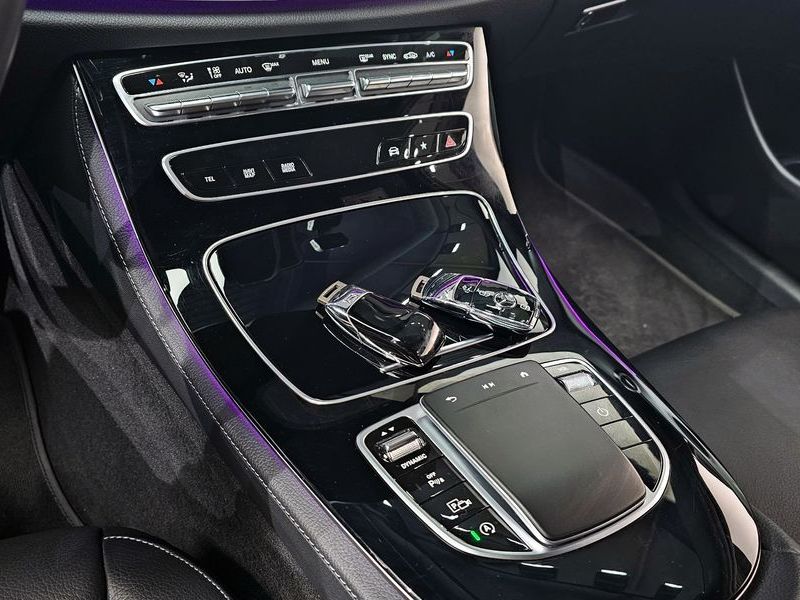 2021 Mercedes-Benz E-Class E250 Avantgarde photo 29