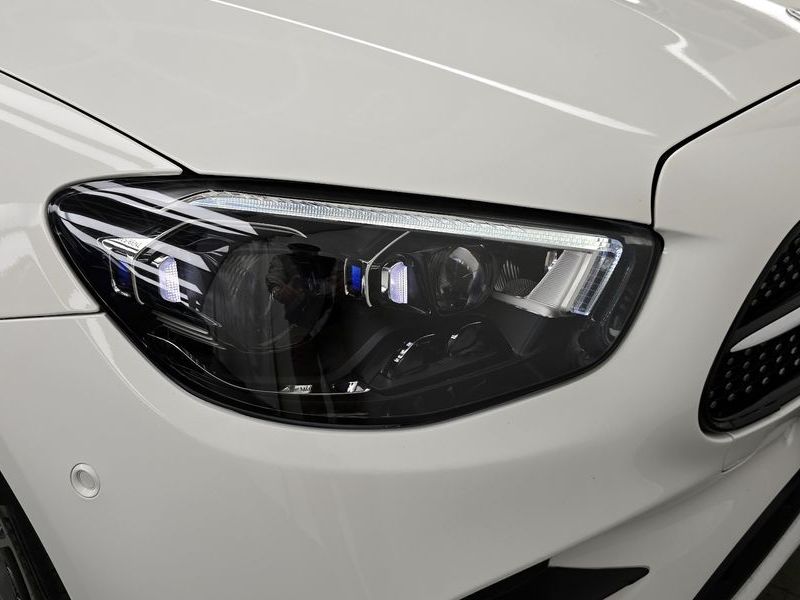 2022 Mercedes-Benz E-Class E300d 4MATIC Coupe photo 22