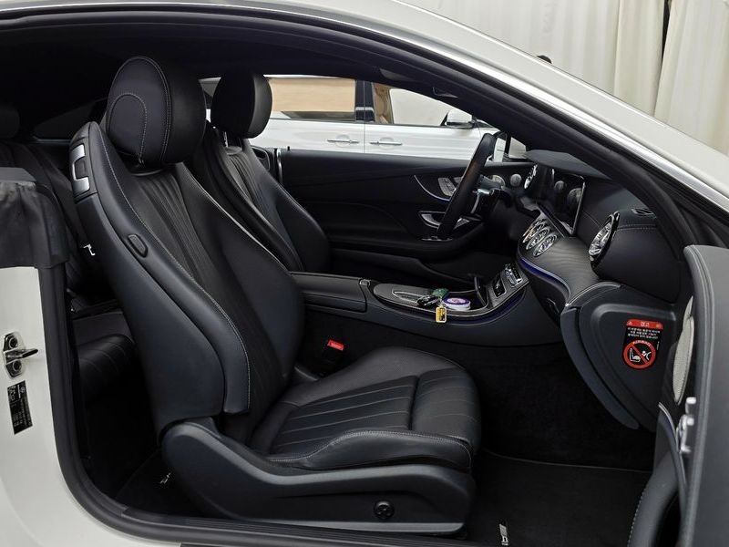 2022 Mercedes-Benz E-Class E300d 4MATIC Coupe photo 26