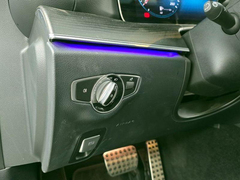 2022 Mercedes-Benz E-Class E300d 4MATIC Coupe photo 27