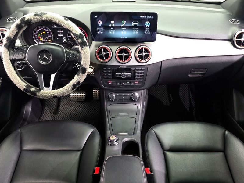 2013 Mercedes-Benz B-Class B200 CDI Blue efficiency Sport pack photo 7