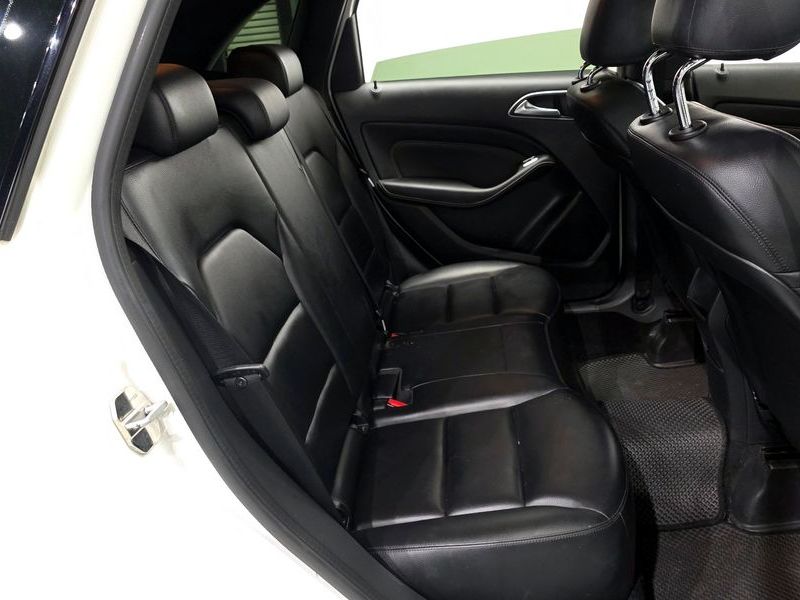 2013 Mercedes-Benz B-Class B200 CDI Blue efficiency Sport pack photo 12