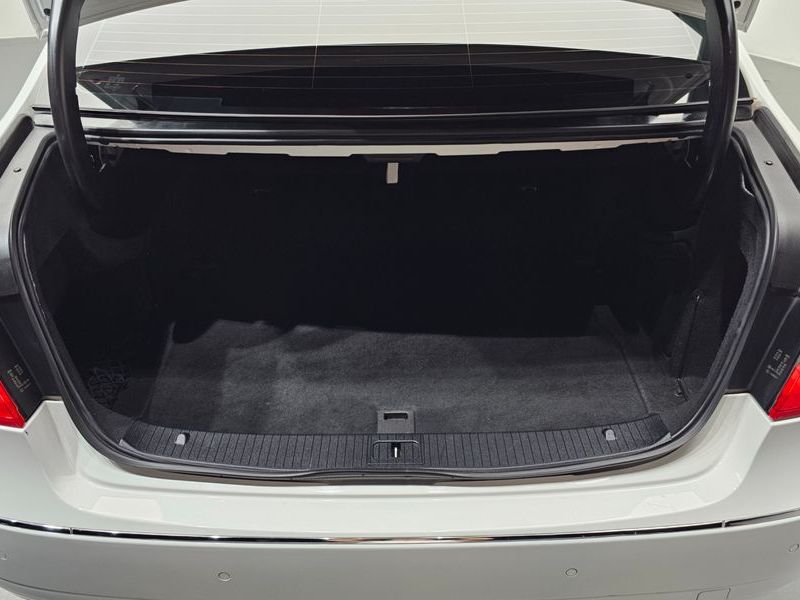 2013 Mercedes-Benz E-Class E300 Elegance photo 20