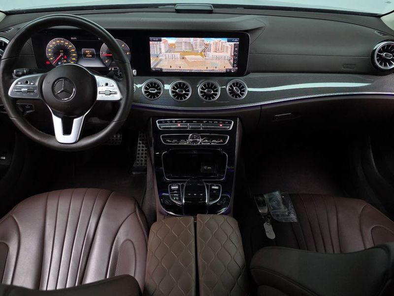 2020 Mercedes-Benz S-Class CLS300d AMG Line photo 7