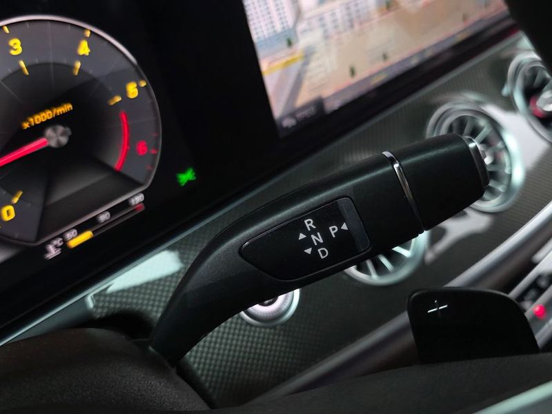 2020 Mercedes-Benz S-Class CLS300d AMG Line photo 9