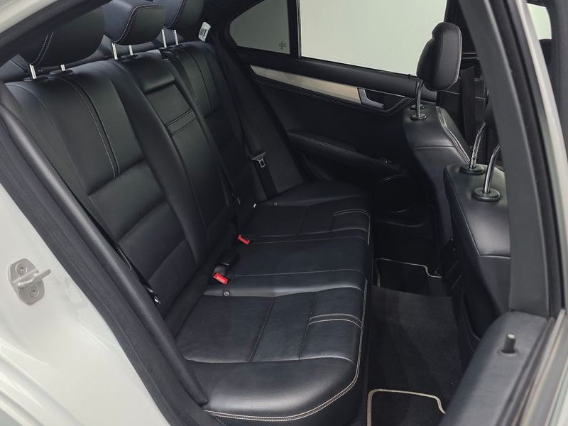 2013 Mercedes-Benz C-Class C200 CGI Avantgarde Style Package photo 12