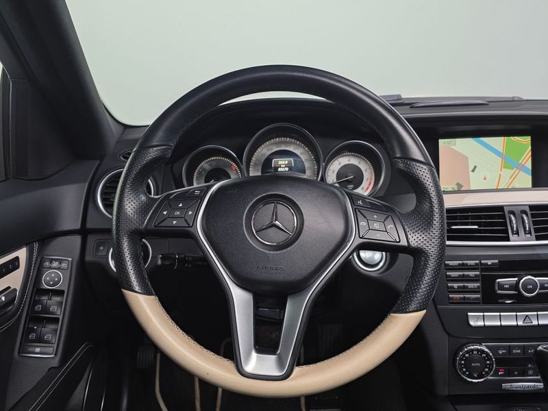 2013 Mercedes-Benz C-Class C200 CGI Avantgarde Style Package photo 13