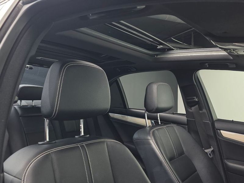 2013 Mercedes-Benz C-Class C200 CGI Avantgarde Style Package photo 16