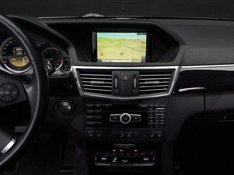 2012 Mercedes-Benz E-Class E350 photo 13
