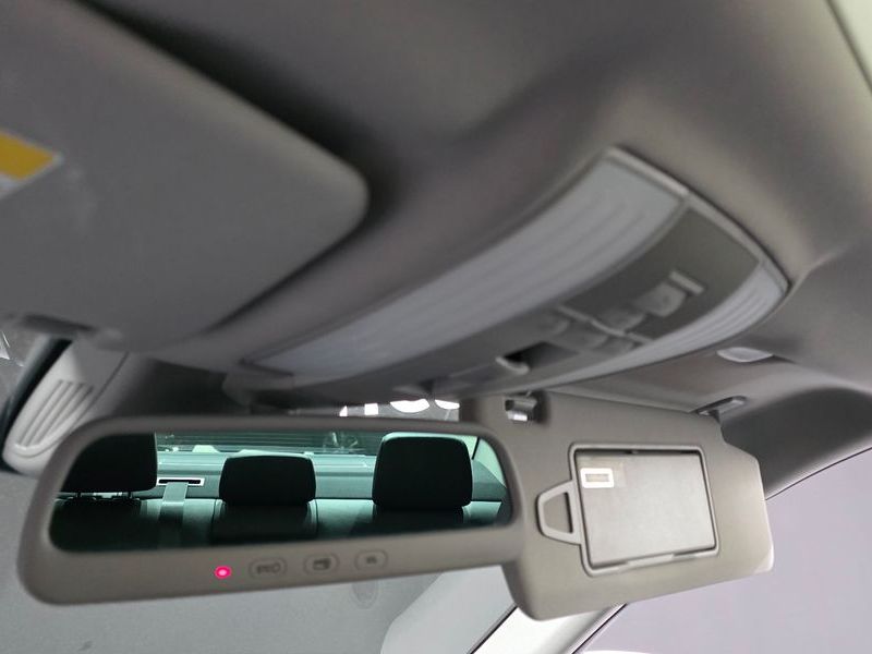 2012 Mercedes-Benz E-Class E350 photo 19