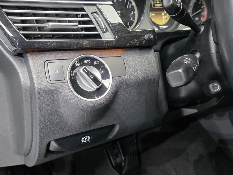 2012 Mercedes-Benz E-Class E350 photo 20