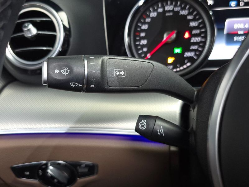 2019 Mercedes-Benz E-Class E300 Avantgarde photo 18