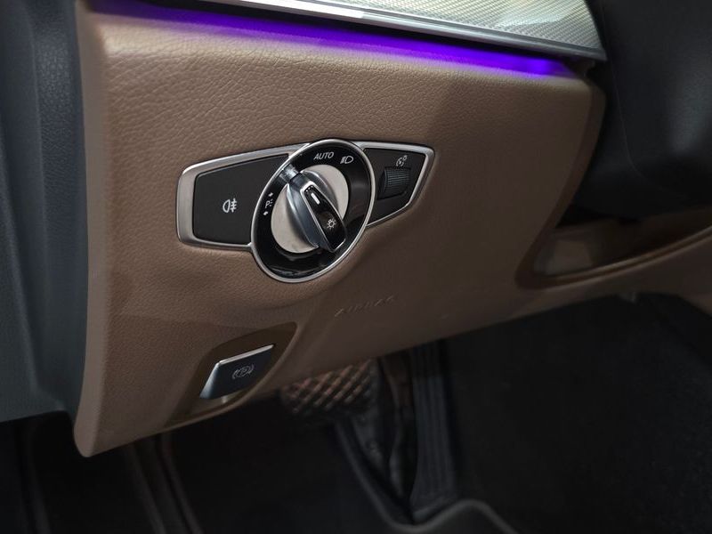 2019 Mercedes-Benz E-Class E300 Avantgarde photo 27
