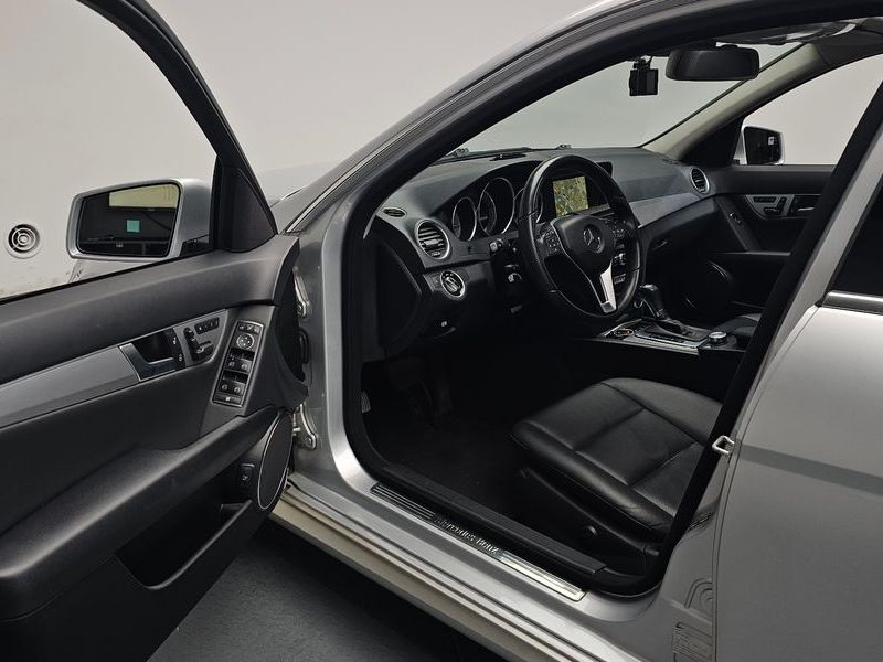 2013 Mercedes-Benz C-Class C220 CDI AVANTGARDE photo 10