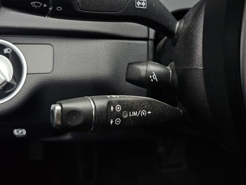 2013 Mercedes-Benz C-Class C220 CDI AVANTGARDE photo 19