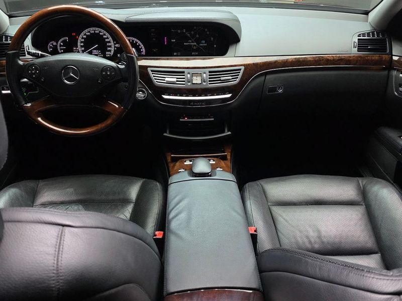 2012 Mercedes-Benz S-Class S500L BlueEFFICIENCY 4MATIC photo 7