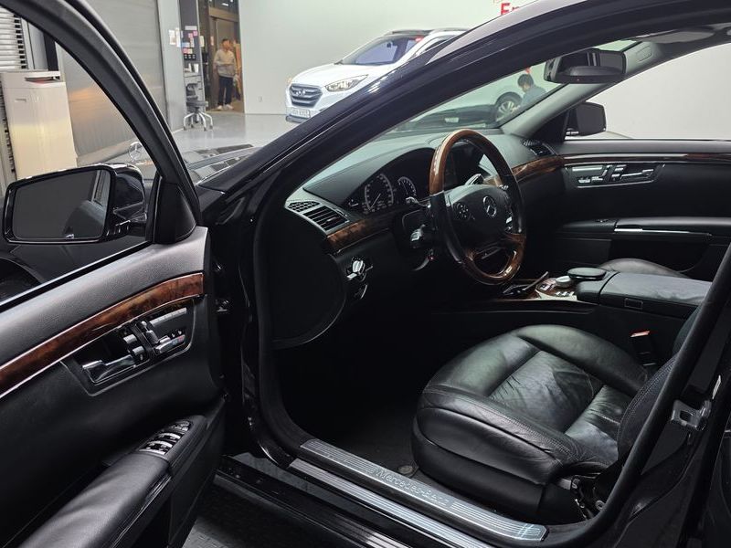 2012 Mercedes-Benz S-Class S500L BlueEFFICIENCY 4MATIC photo 10