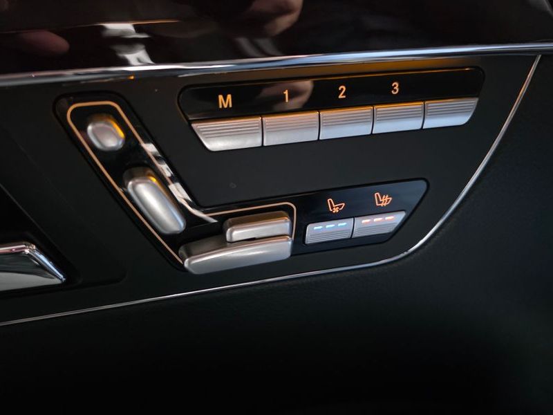 2012 Mercedes-Benz S-Class S500L BlueEFFICIENCY 4MATIC photo 18