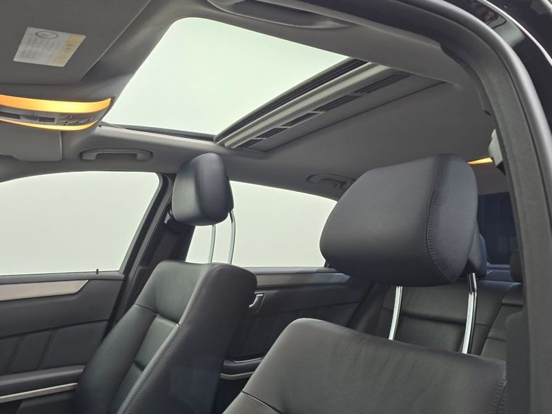 2013 Mercedes-Benz E-Class E220 CDI Avantgarde photo 19