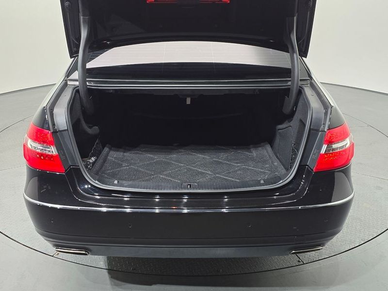 2013 Mercedes-Benz E-Class E220 CDI Avantgarde photo 20