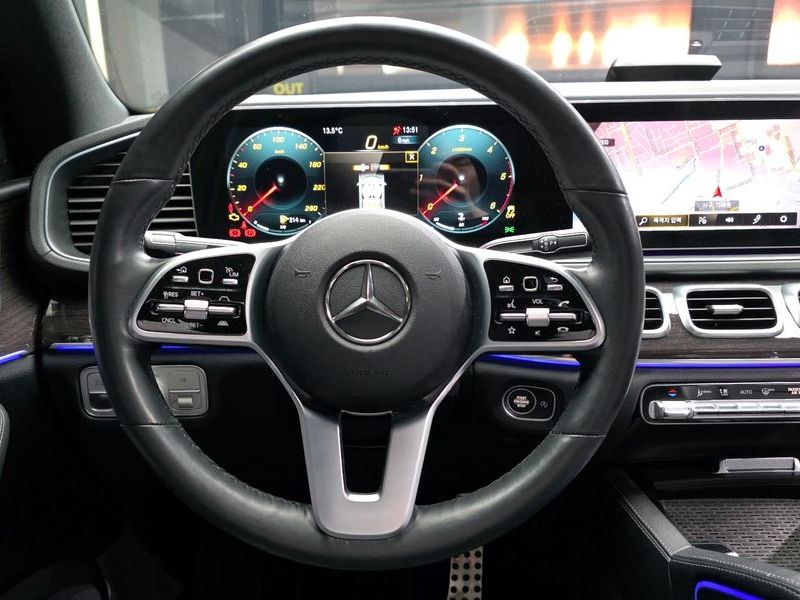 2021 Mercedes-Benz E-Class GLE400d 4MATIC Coupe photo 13