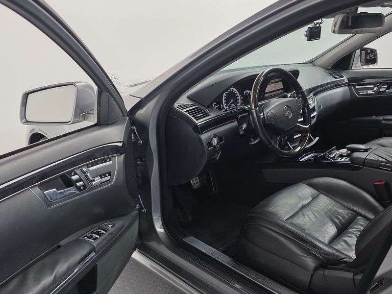 2012 Mercedes-Benz S-Class S350 BlueTEC photo 12