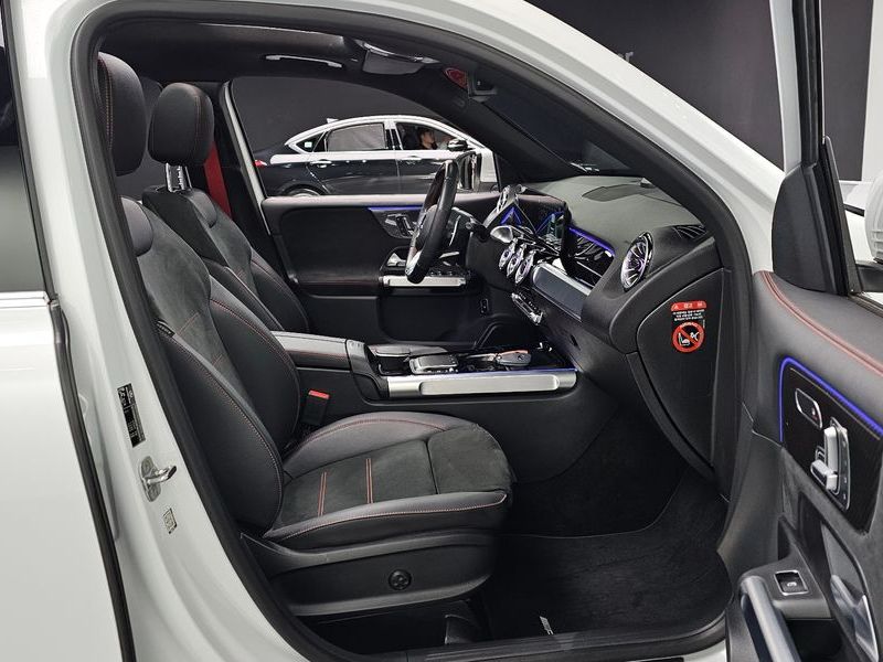 2023 Mercedes-Benz B-Class AMG GLB35 4MATIC photo 10