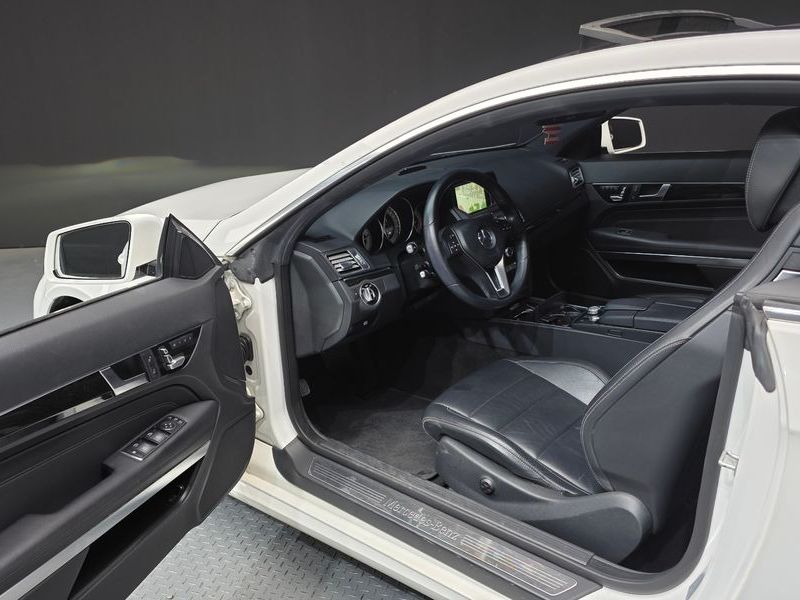 2014 Mercedes-Benz E-Class E200 Coupe photo 10
