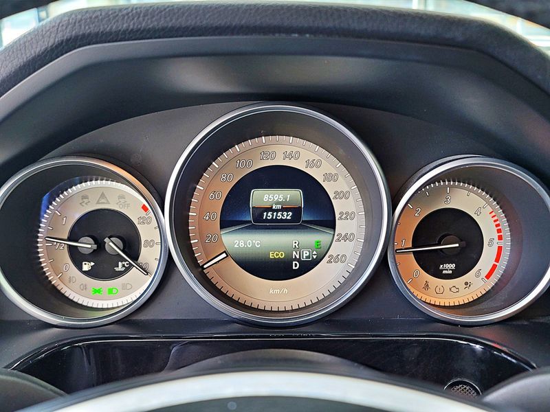 2014 Mercedes-Benz E-Class E220 CDI Avantgarde photo 8