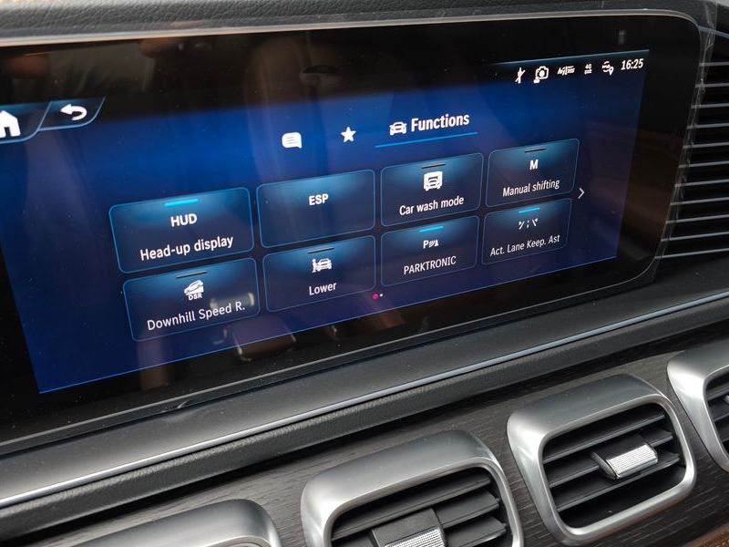 2026 Mercedes-Benz S-Class GLS450d 4MATIC photo 15