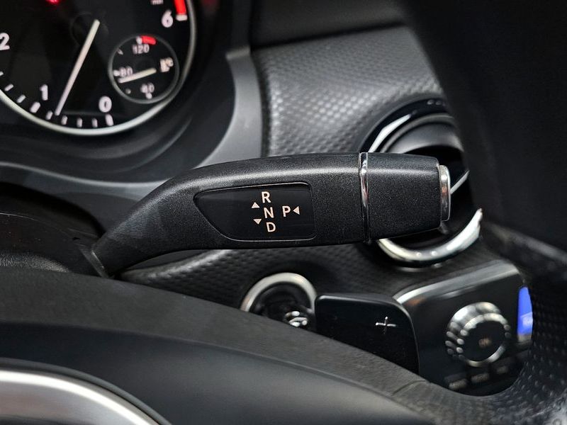 2014 Mercedes-Benz A-Class A200 CDI photo 9