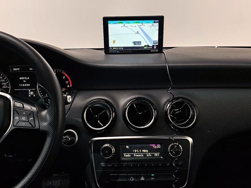 2014 Mercedes-Benz A-Class A200 CDI photo 13