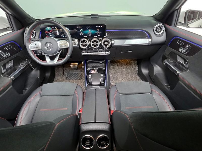2021 Mercedes-Benz B-Class GLB250 4MATIC photo 7